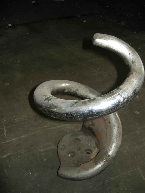 Spiral mixer hook used
