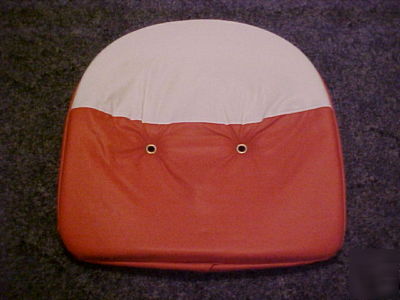 Allis chalmers padded seat cushion for pan seat