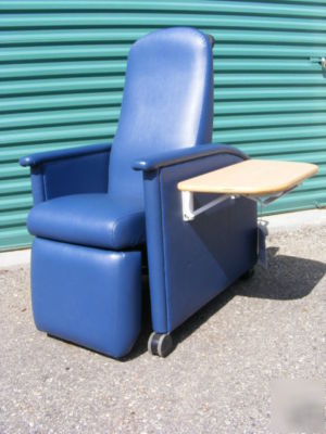 Nemschoff junior treatment therapeutic seating