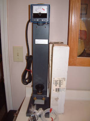 Bantam water deionizer for lab - wall or bench mount 