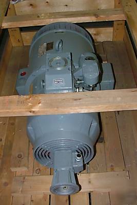 Electric motor, 30 kw (40 hp) by dreisilker