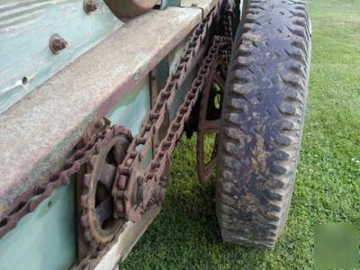 John deere lm series 1 antique manure spreader trailer