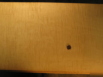 198 curly maple, veneer 1/8