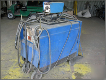 Miller cp-250TS welding machine & wire feeder