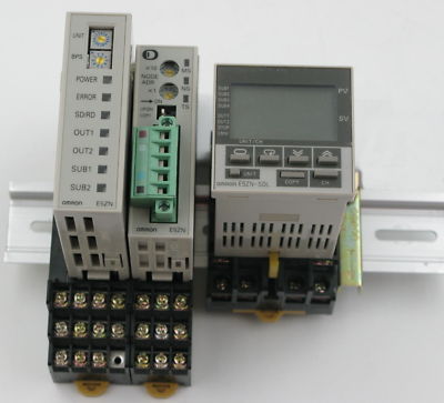 Omron E5ZN temp controler, display & interface + socket