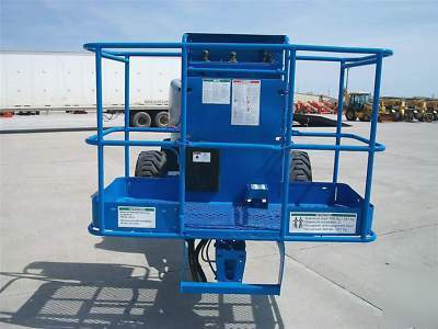 1999 genie aerial manlift boom lift man boomlift 4 x 4