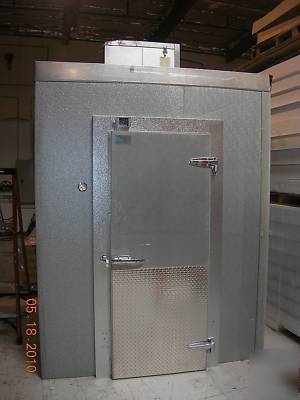 6'X6'X8' walk in cooler 34-38 deg great shape 115V 