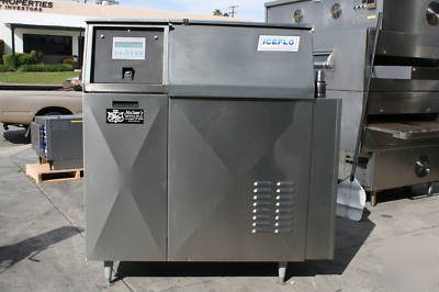 Mccann's iceflo 4 station ice distributing system