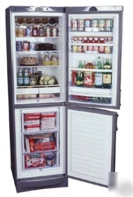 Summit CP171SS refrigerator/bottom freezer-platinum