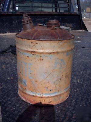 Vintage alemite oil can 5 gallon tank