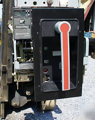 Ge 1600A air circuit breaker cat# akr-10D-50H m/o d/o 