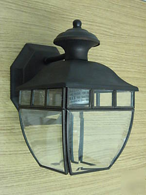 Hampton lantern outdoor light fixture tuscan bronze