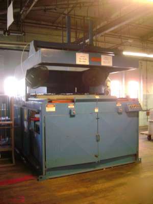 Armac 4' x 6' vacuum forming machine 