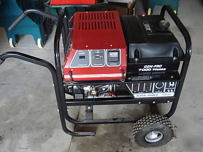 New kohler powered gillette generator, 7000 watts, inbox