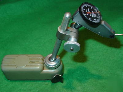 Brown & sharpe .0005 bestest indicator w/magnetic base