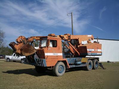 Bantam t-744 telescopic excavator