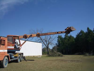 Bantam t-744 telescopic excavator