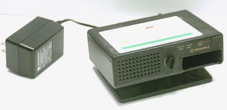 Motorola minitor iv iii amplified charger NYN8348A