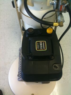 Compact propane floor buffer/burnisher kawasaki