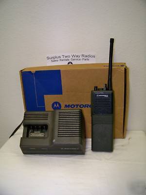 Motorola MT1000 99 ch aar railroad radio 146-174 mhz ht