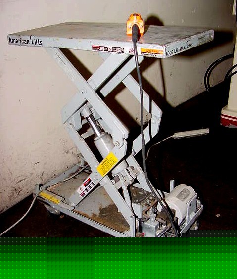 1000LB cap 36.25 american lift P30-010 scissor lift sci
