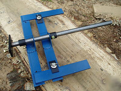 Panther cub mill, chainsaw mill, portable, adjustable 