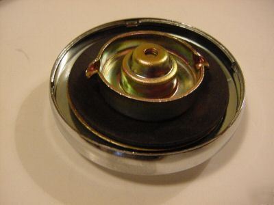 Fuel cap for many ford tractors