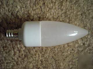 Led candelabra base (daylight) replacement bulb