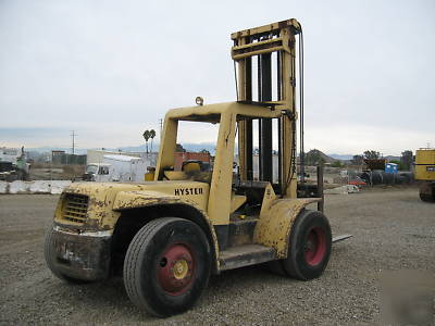 Hyster challenger 200 mast forklift - 20,000 lb. cap.