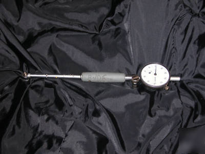 Mitutoyo 511-163 bore gauge with case
