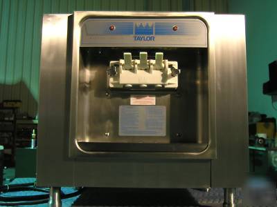 Taylor 162-27 air cooled soft serve ice cream machine