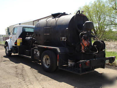 Sealcoat truck 1500 sealmaster tank & truck bed 