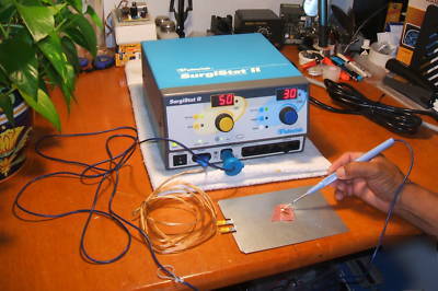 Valleylab digital electrosurgical unit - surgistat ii