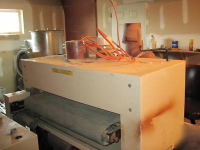 Woodmaster 3875 drumsander 5HP 220V some sandpaper