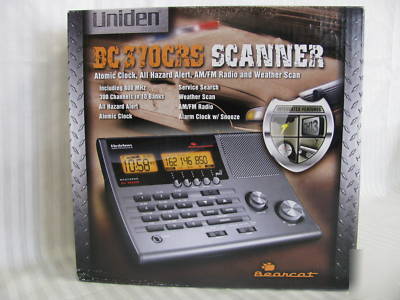 Uniden bearcat BC370CRS 300 channel scanner radio 