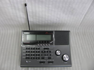 Uniden bearcat BC370CRS 300 channel scanner radio 