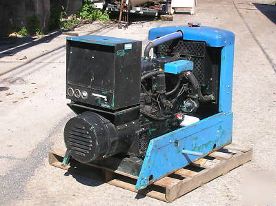 Onan gas 10RJC generator 120/240V runs well 10KW