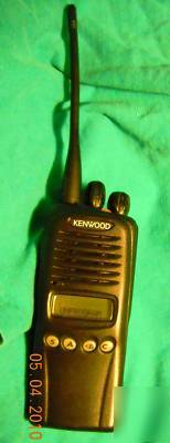 Kenwood tk 3180 450-490 mhz with extras 