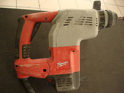 Milwaukee 5363-21 compact sds rotary hammer drill avs