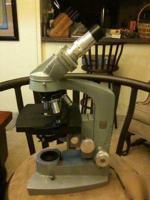 American optical ao microscope w/4 objectives 
