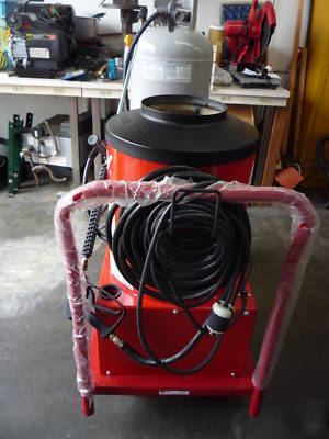 New * * hotsy hot water power washer model 771