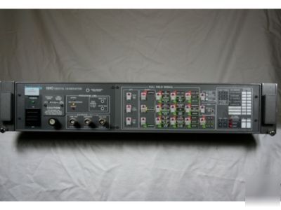 Tektronix 1910 ntsc digital test signal gen & inserter