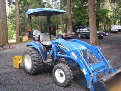 Tractor sun shade/canopy