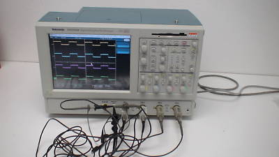 Tektronix TDS5034B 350 mhz, 4CH digital oscilloscope