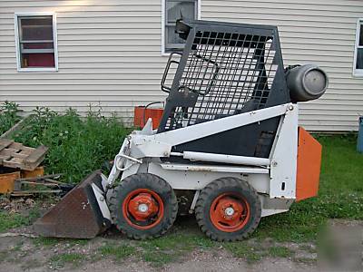 310 bobcat skidsteer loader 36 wide with propane fuel 