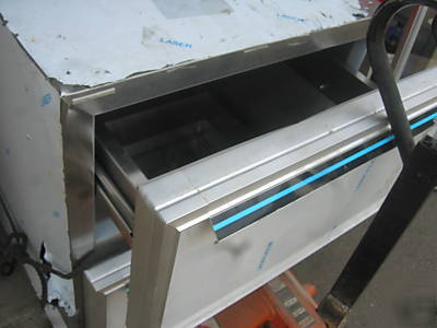 Silver king SKF27BD 2 drawer undercounter freezer