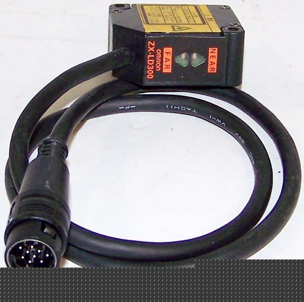 Omron zx-LD300 photo-electric laser measurement sensor
