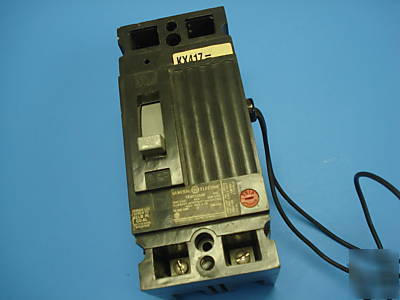 Ge TEB122040 shunt trip circuit breaker 40 amp - used