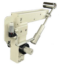 New belrose applanation tonometer b-870