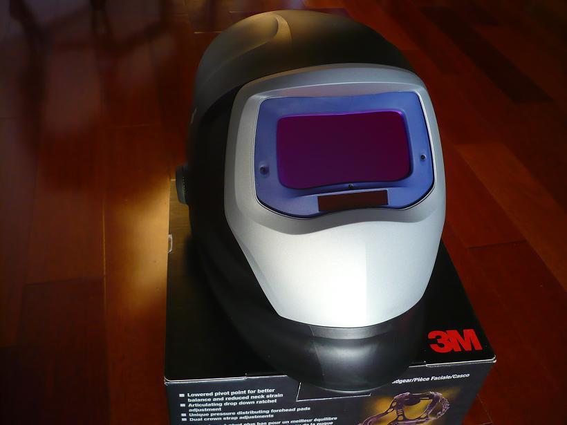 New speedglas 9100X darkening welding helmet, hornell